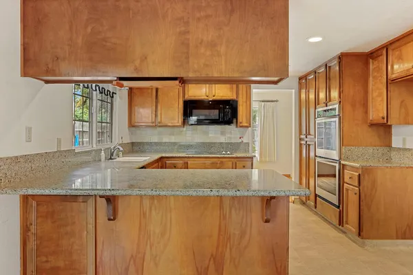 $590,000 | 929 Kapareil Drive, Tracy, CA 95376