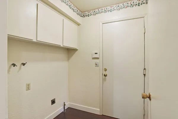 $590,000 | 929 Kapareil Drive, Tracy, CA 95376