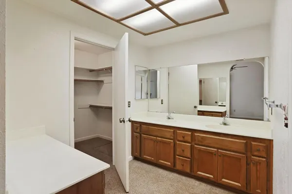 $590,000 | 929 Kapareil Drive, Tracy, CA 95376