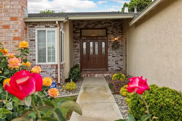 $590,000 | 929 Kapareil Drive, Tracy, CA 95376