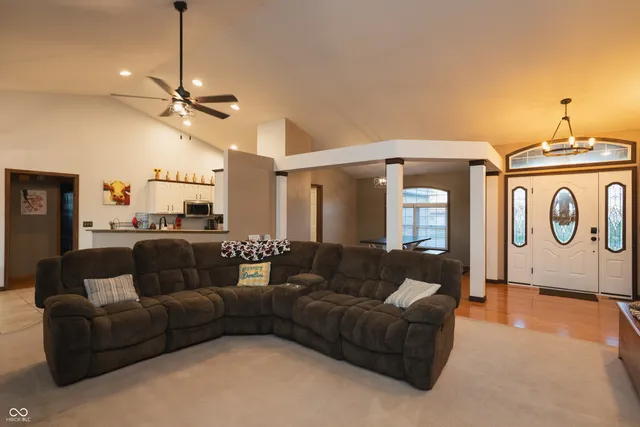 $299,900 | 62 Bittersweet Court, Seymour, IN 47274