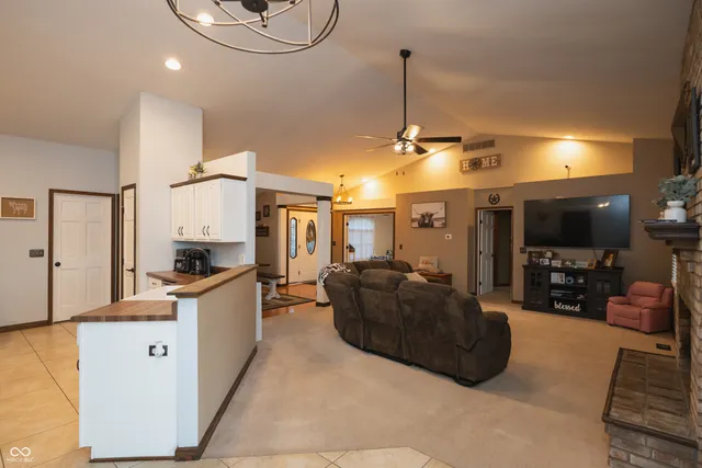 $299,900 | 62 Bittersweet Court, Seymour, IN 47274