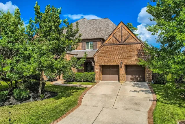 $1,349,000 | 6 Freestone Stream Place, The Woodlands, TX 77389