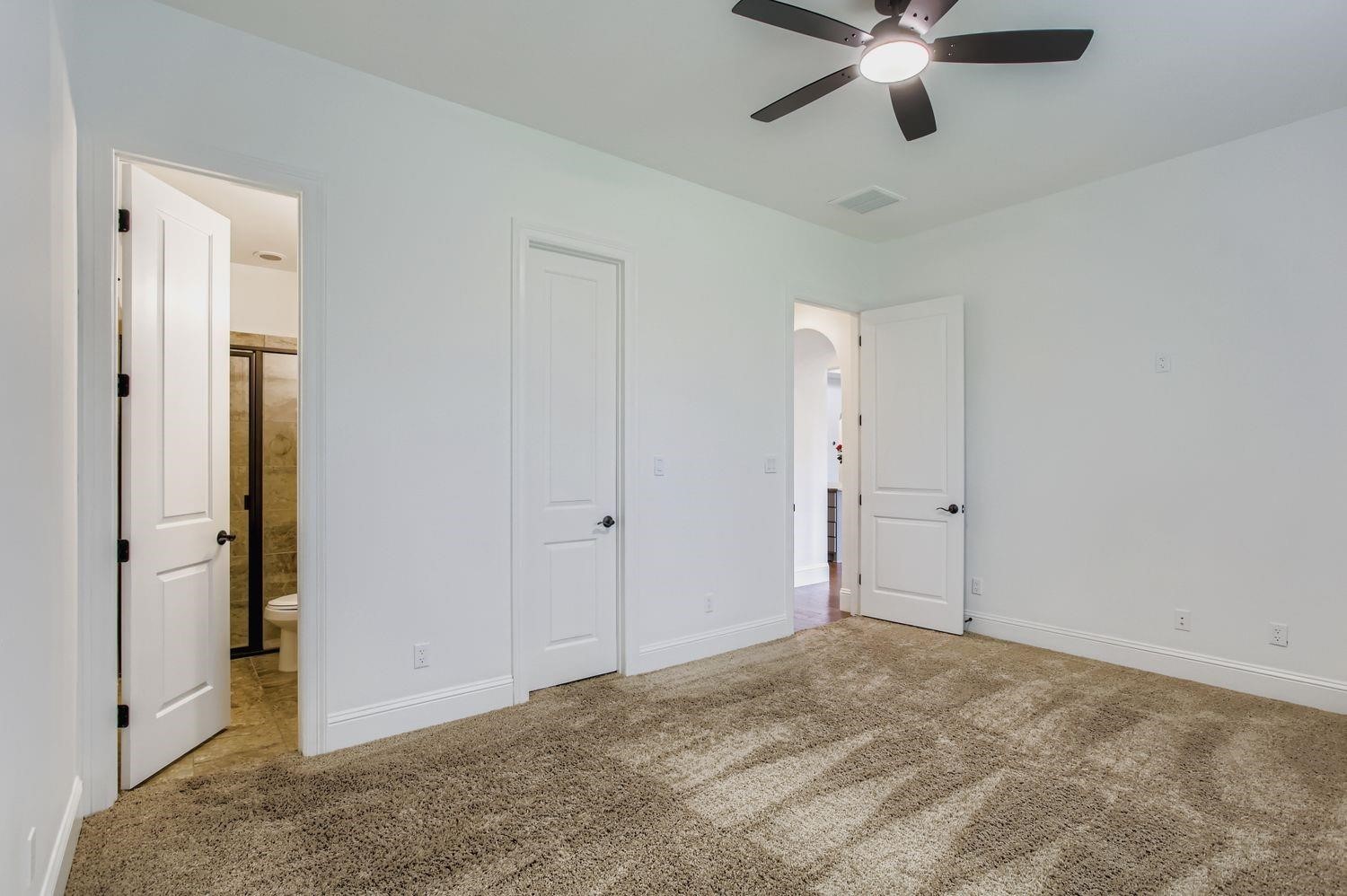 6 Freestone Stream Place The Woodlands, TX 77389 - Photo 34 of 50 a view of an empty room