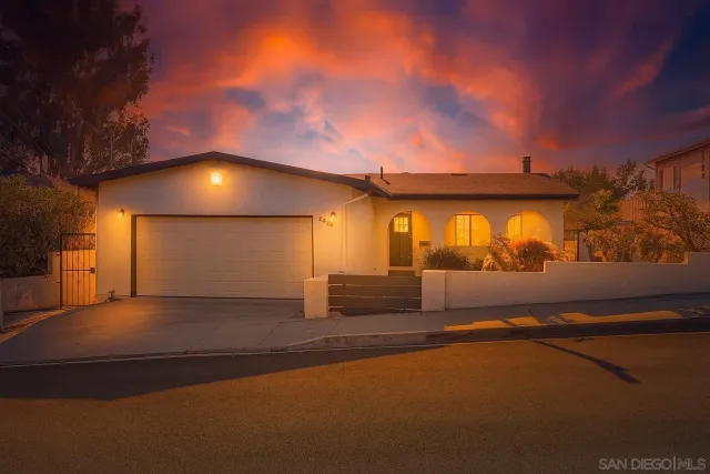 $1,250,000 | 2324 Montclair Street, San Diego, CA 92104