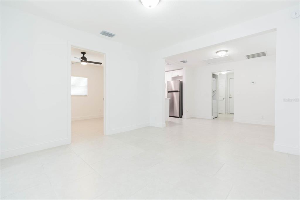 118 West Sligh Avenue Tampa, FL 33604 - Photo 8 of 20 a view of an empty room