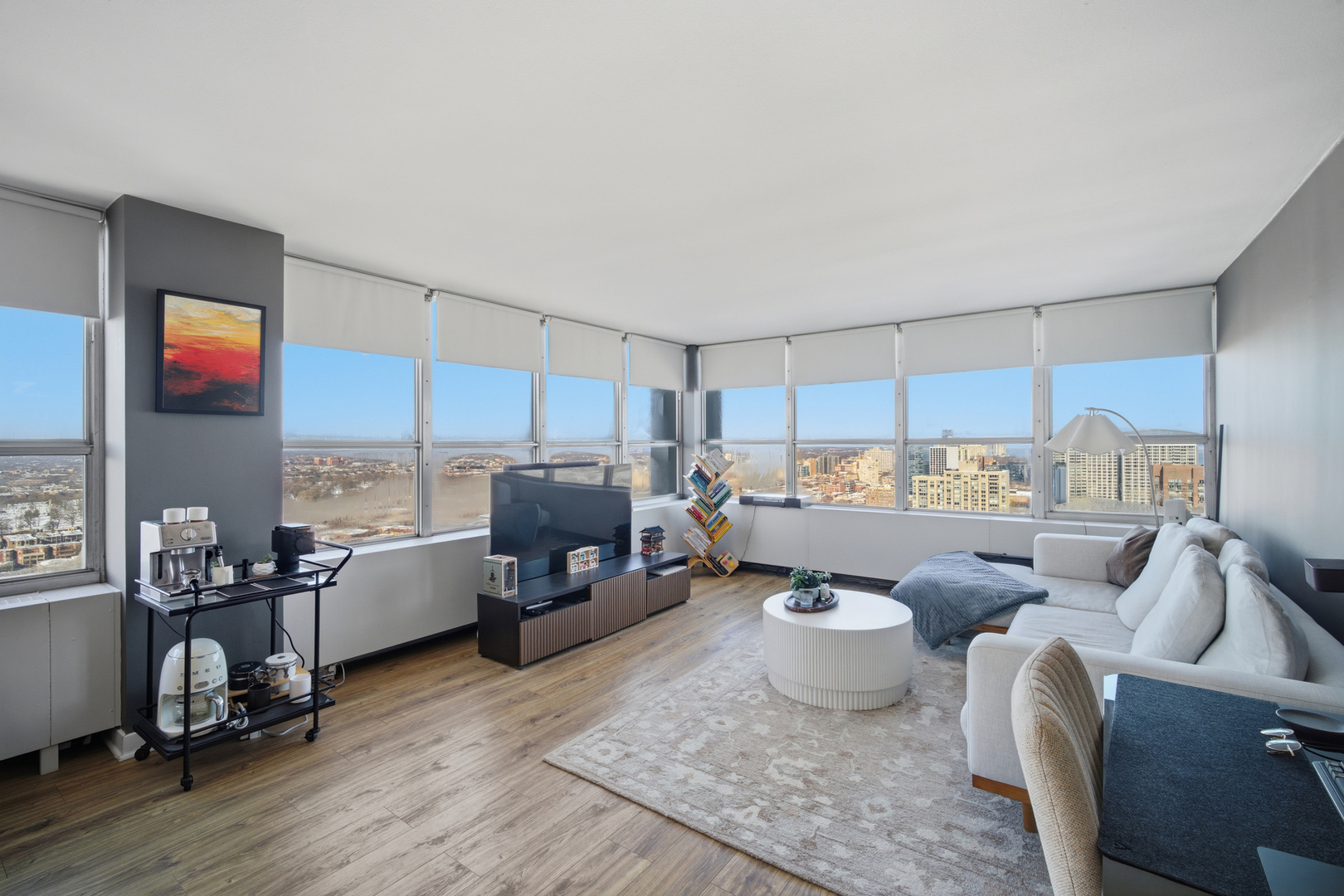 655 West Irving Park Road, Unit 2916 Chicago, IL 60613 - Photo 3 of 28 a very nice looking room with a large window