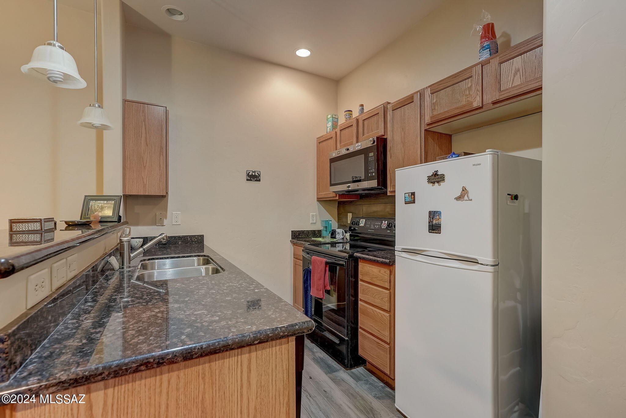 2026 East River Road, Unit 104 Tucson, AZ 85718 - Photo 20 of 46