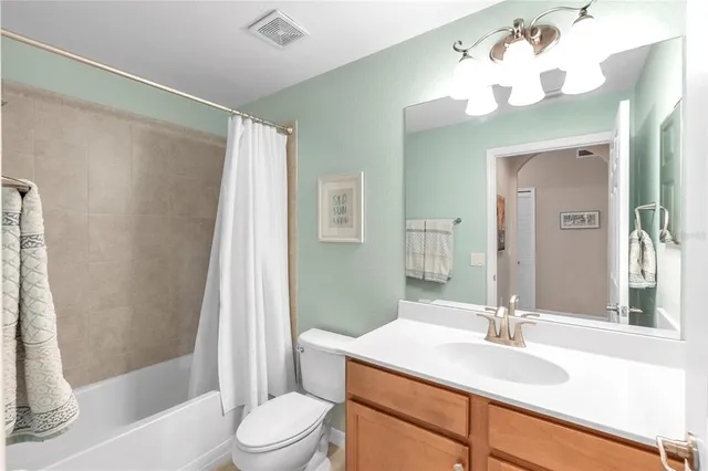 $274,999 | 7015 River Hammock Drive, Unit 203, Bradenton, FL 34212