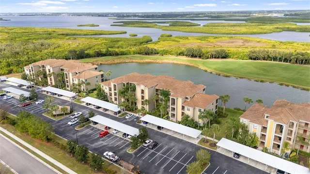 $274,999 | 7015 River Hammock Drive, Unit 203, Bradenton, FL 34212