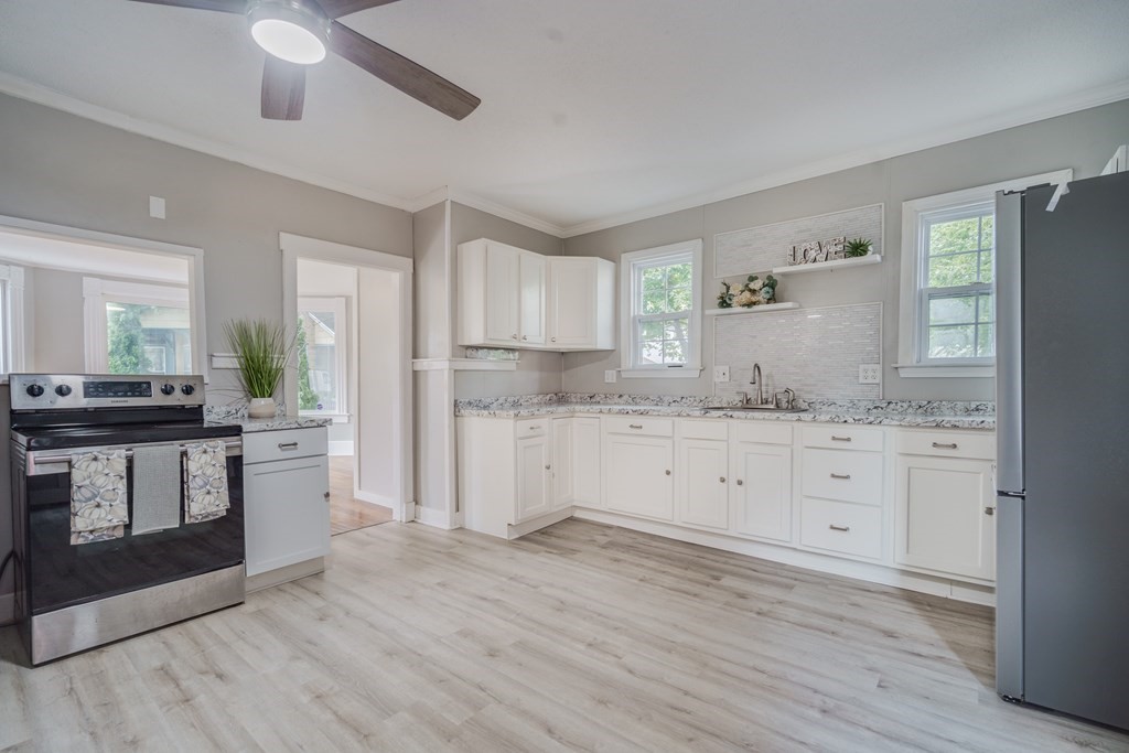 252 Bay Street Springfield, MA 01109 - Photo 4 of 28 Gallery Image 4