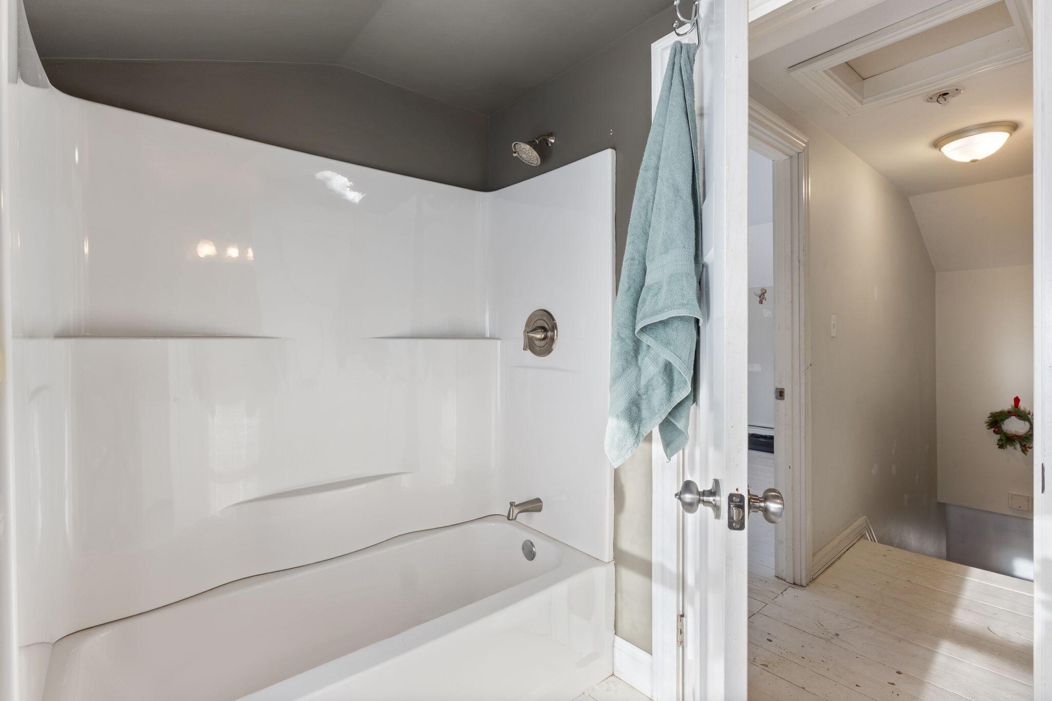 6 Winter Street Norway, ME 04268 - Photo 24 of 36 Upstairs Full Bathroom