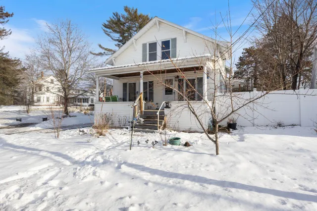 $275,000 | 6 Winter Street, Norway, ME 04268