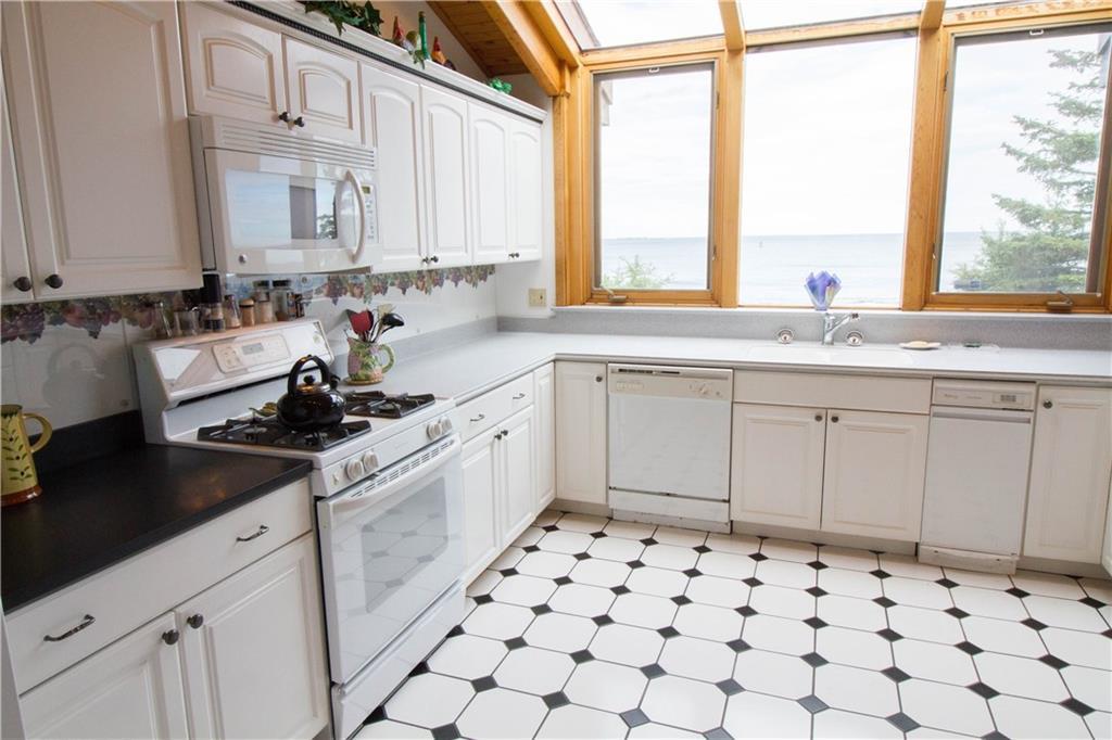 64 Decker Reef Road East Boothbay, ME 04544 - Photo 11 of 35 Photo