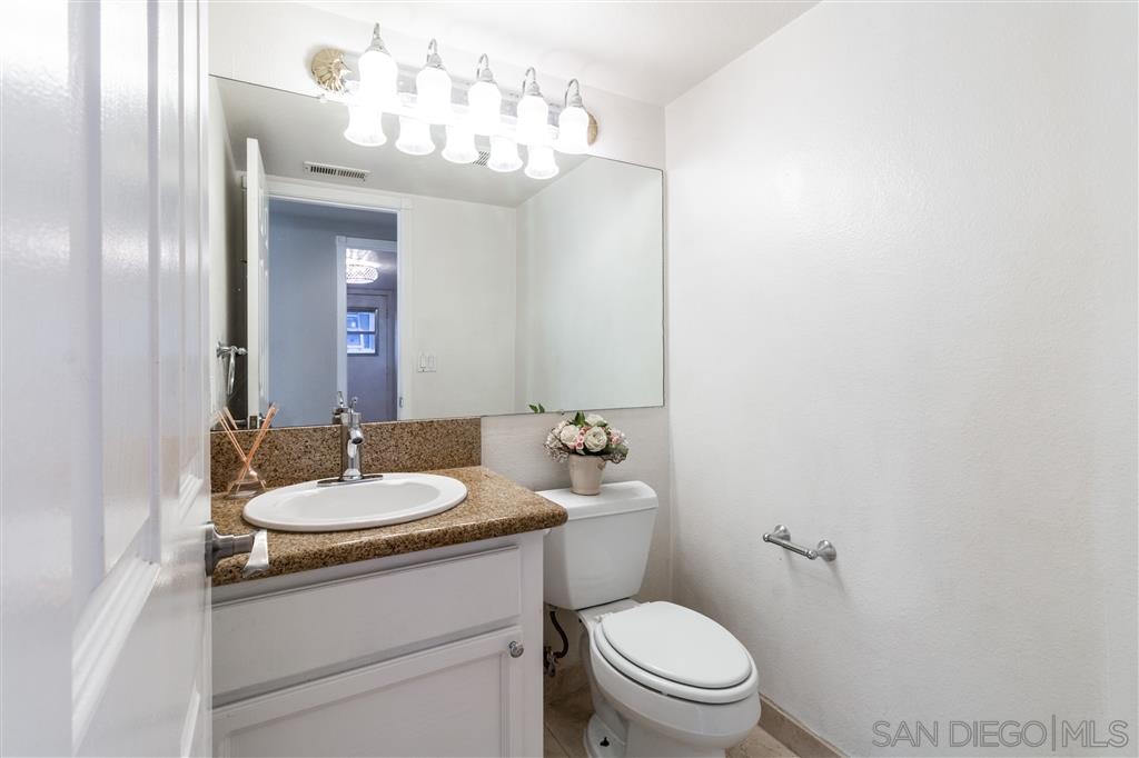 11864 River Rim Road San Diego, CA 92126 - Photo 8 of 25 Gallery Image 8