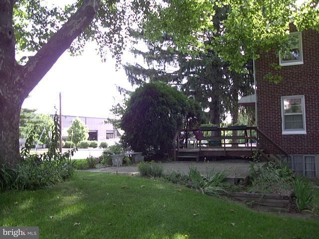 152 Riverside Avenue Lancaster, PA 17602 - Photo 5 of 12 Gallery Image 5