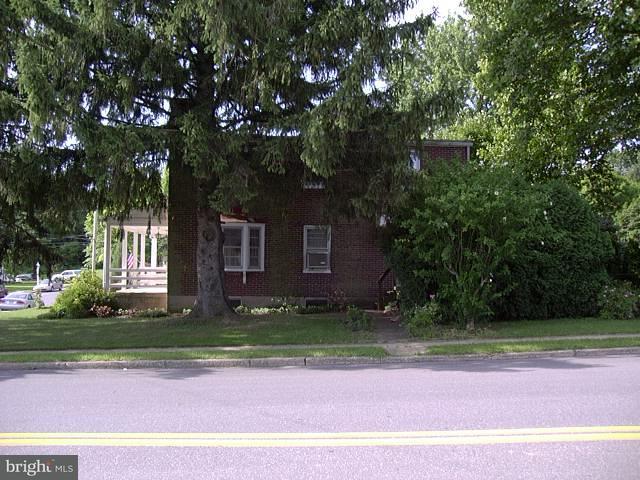 152 Riverside Avenue Lancaster, PA 17602 - Photo 7 of 12 Gallery Image 7