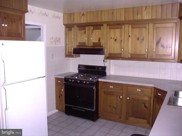 152 Riverside Avenue Lancaster, PA 17602 - Photo 8 of 12 Gallery Image 8