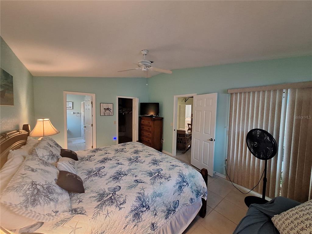 117 Siesta Road Rotonda West, FL 33947 - Photo 12 of 22