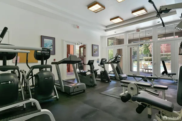 $3,800 | 220 Caldecott Lane, Unit 311, Oakland, CA 94618