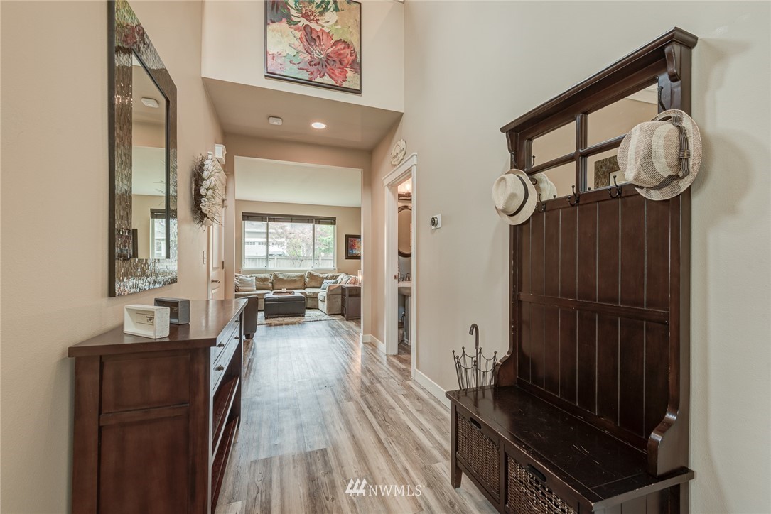 307 204th Place Southeast, Unit 17 Bothell, WA 98012 - Photo 6 of 36 Gallery Image 6