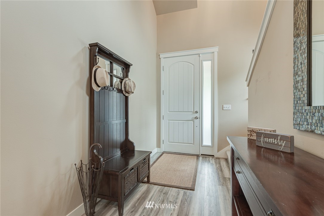 307 204th Place Southeast, Unit 17 Bothell, WA 98012 - Photo 7 of 36 Gallery Image 7