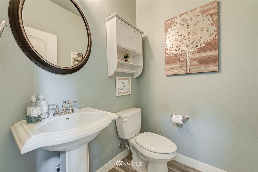 307 204th Place Southeast, Unit 17 Bothell, WA 98012 - Photo 8 of 36 Gallery Image 8