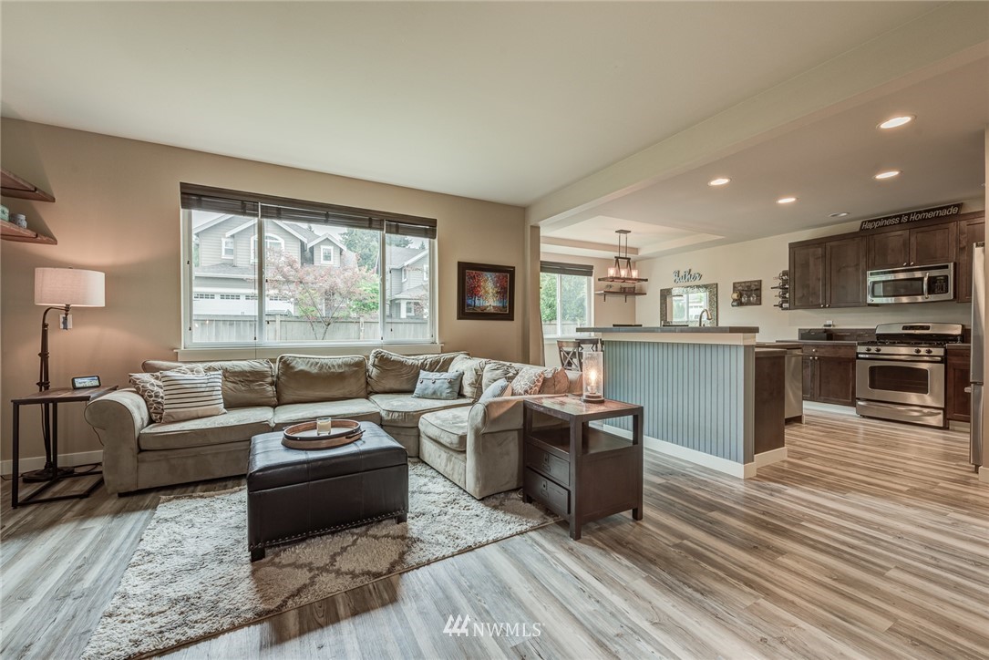 307 204th Place Southeast, Unit 17 Bothell, WA 98012 - Photo 9 of 36 Gallery Image 9