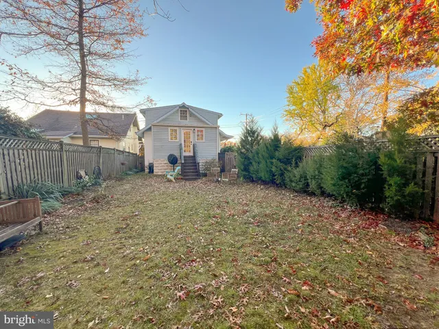 $3,200 | 7133 Sycamore Avenue, Takoma Park, MD 20912