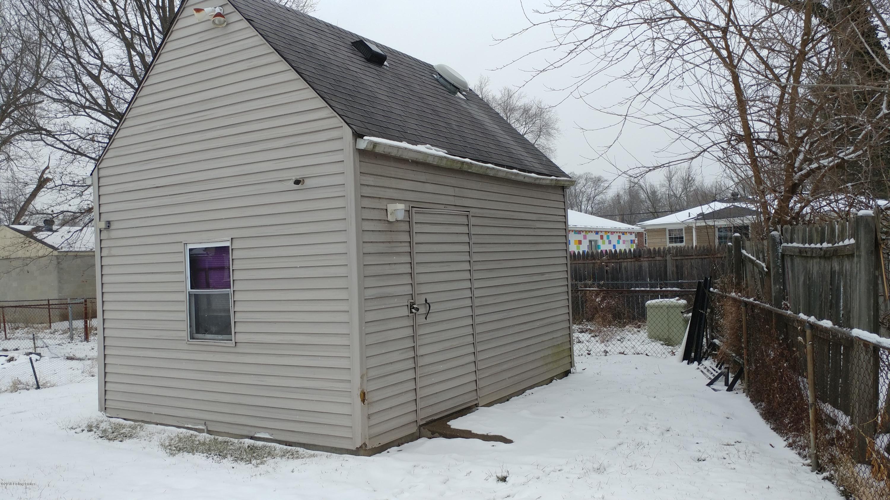 6703 Barfield Road Louisville, KY 40258 - Photo 12 of 13 Barfield Workshop