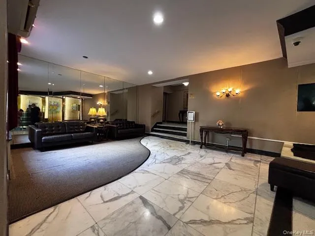 $349,000 | 84-01 Main Street, Unit 627 | Briarwood