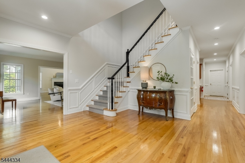 3 Connet Lane Mendham, NJ 07945 - Photo 2 of 30
