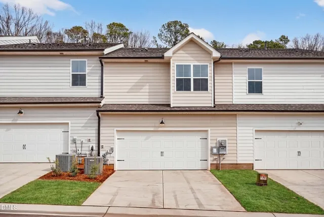 $2,190 | 218 Fosterton Cottage Way, Raleigh, NC 27603