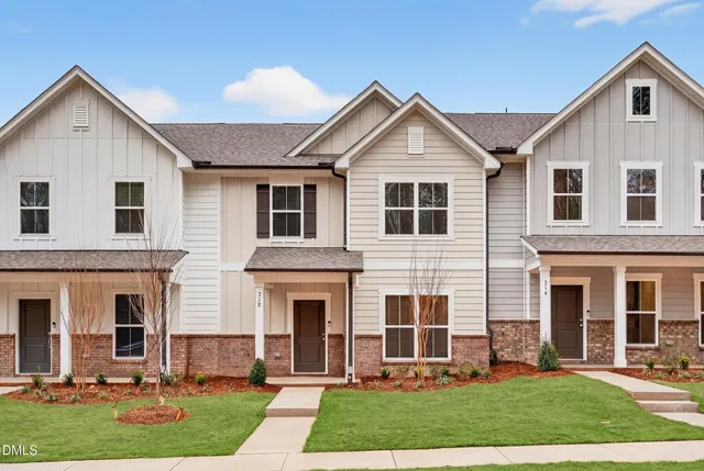 $2,190 | 218 Fosterton Cottage Way, Raleigh, NC 27603