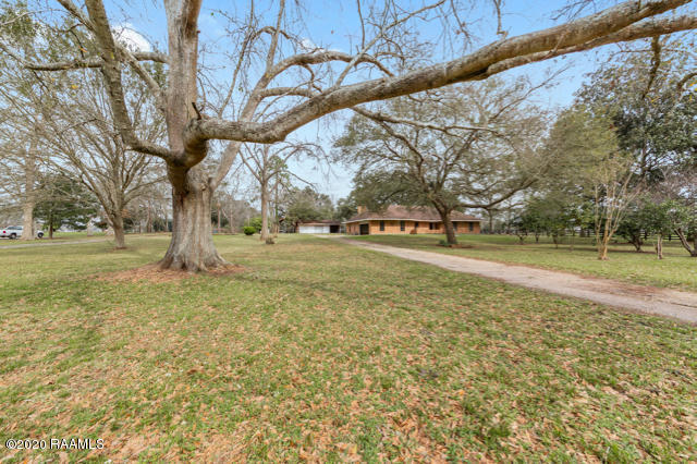 225 Dupuis Road Lafayette, LA 70507 - Photo 3 of 49 Gallery Image 3