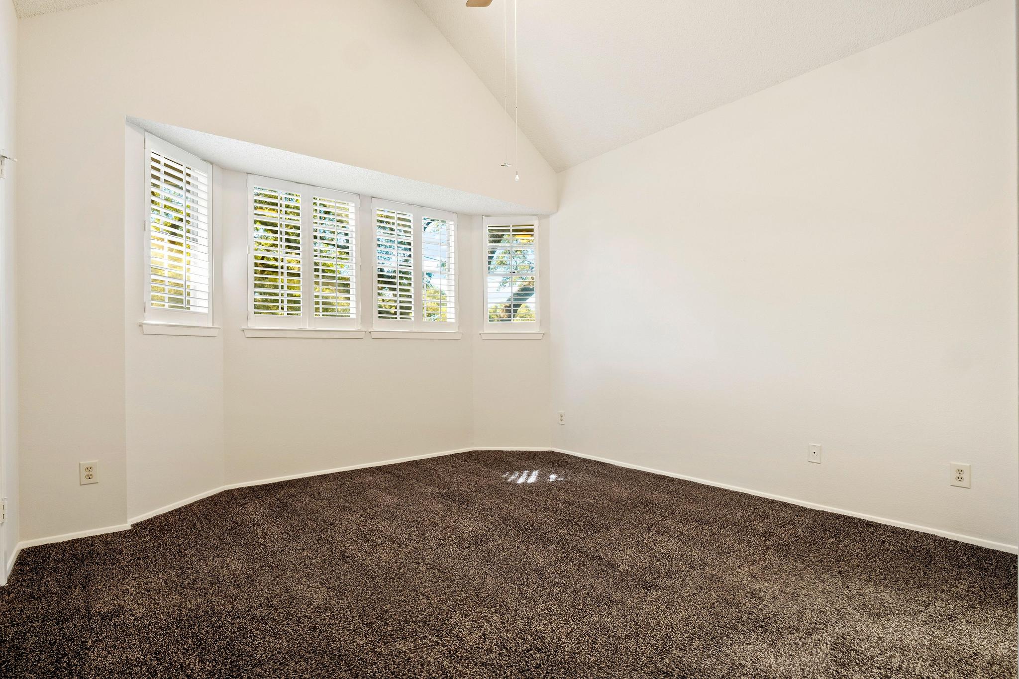 6501 Brush Country Road, Unit 109 Austin, TX 78749 - Photo 15 of 26 an empty room with a window