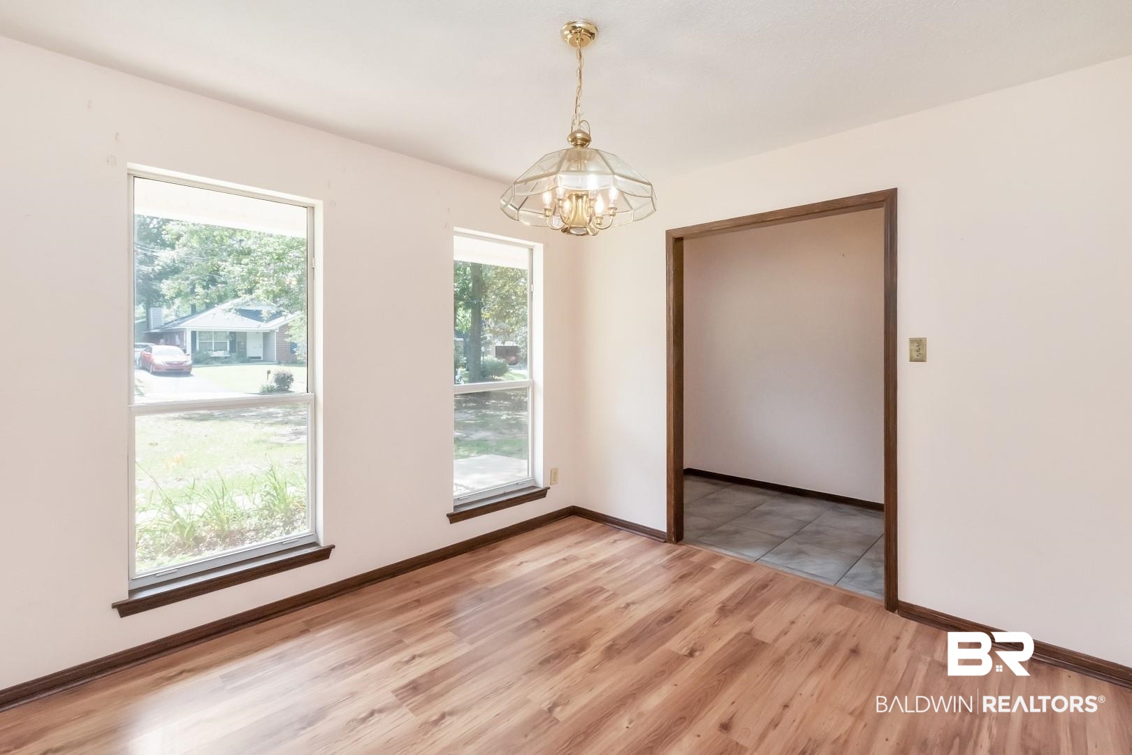 955 Louise Avenue Mobile, AL 36609 - Photo 6 of 30