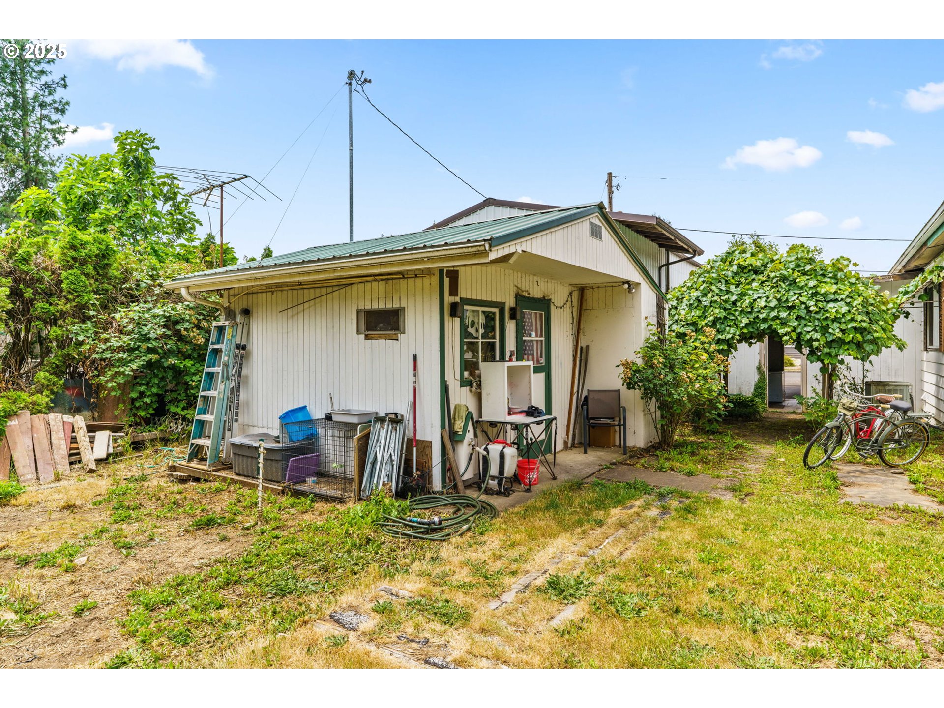 2484 Devon Avenue Eugene, OR 97408 - Photo 18 of 22 a view of a house with patio