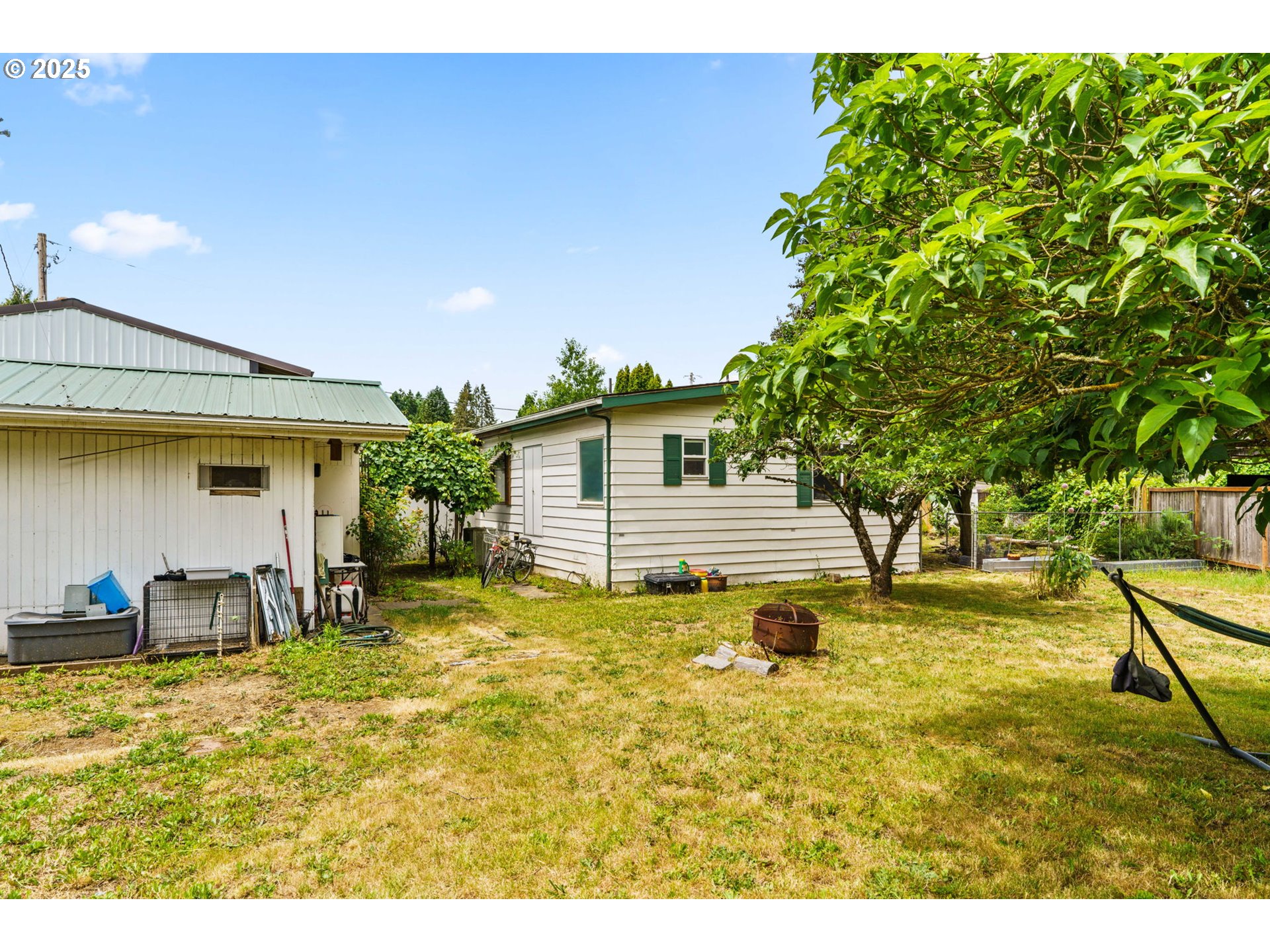 2484 Devon Avenue Eugene, OR 97408 - Photo 19 of 22 a swimming pool with outdoor seating and yard