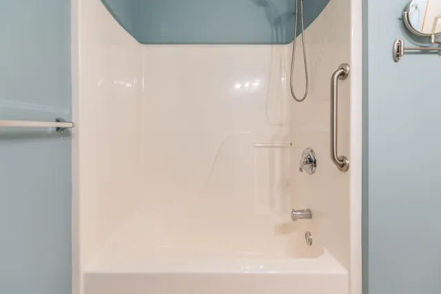 $460,000 | 514 Coventry Circle, Dexter, MI 48130