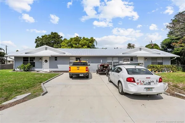 $482,500 | 3248 Southeast Golden Gate Avenue, Stuart, FL 34997