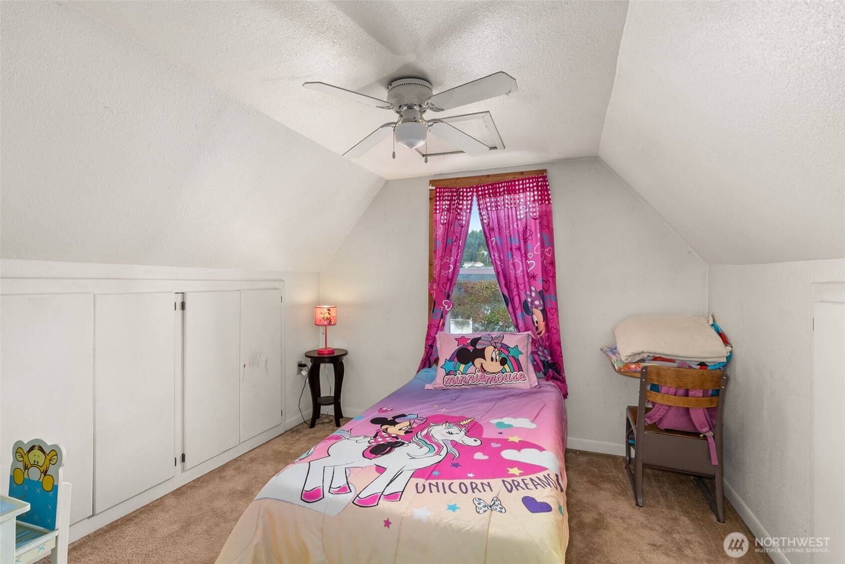 535 Southwest 19th Street Chehalis, WA 98532 - Photo 26 of 35 a bedroom with furniture and a bed