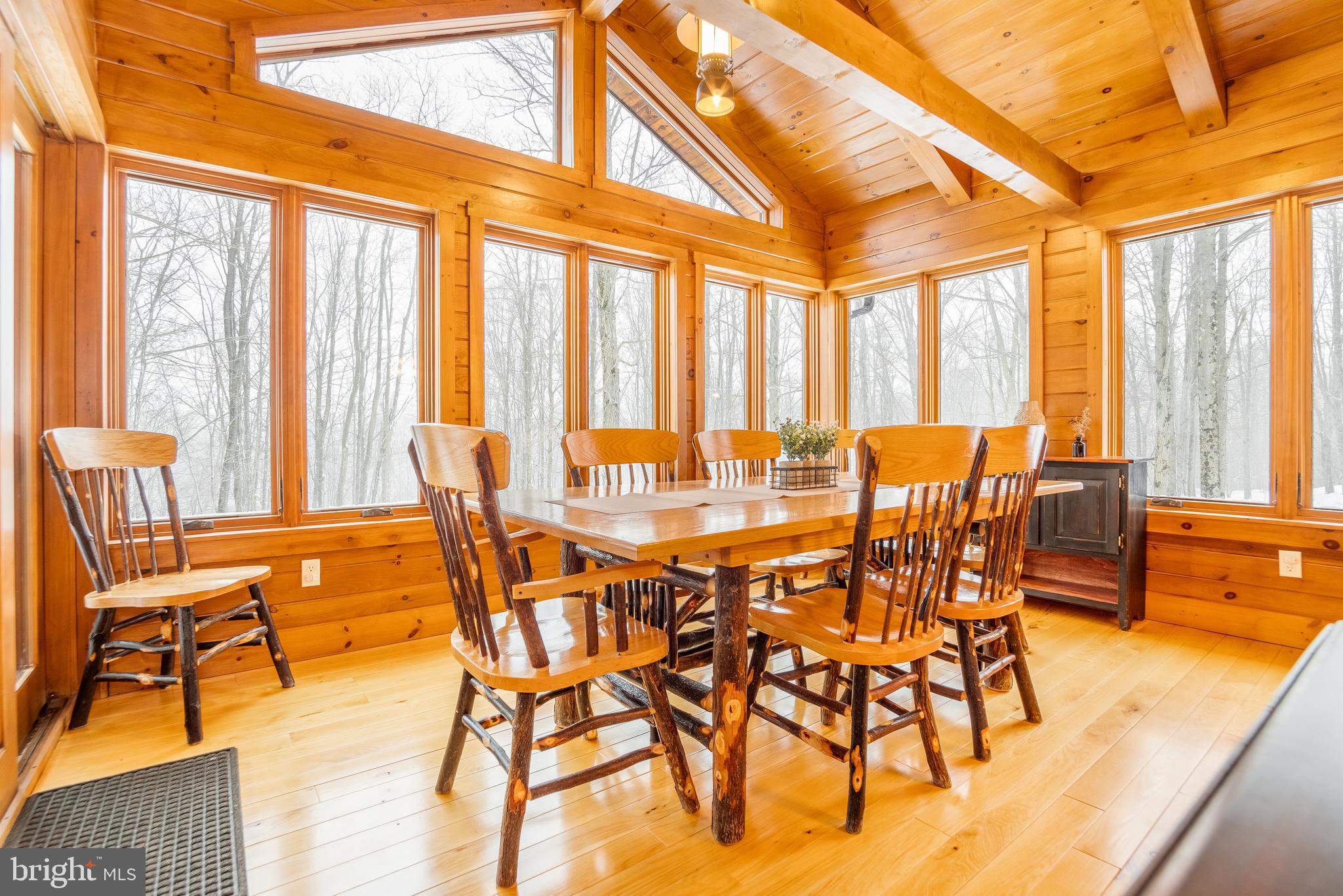 948 Legeer Road Grantsville, MD 21536 - Photo 22 of 94 Sunroom