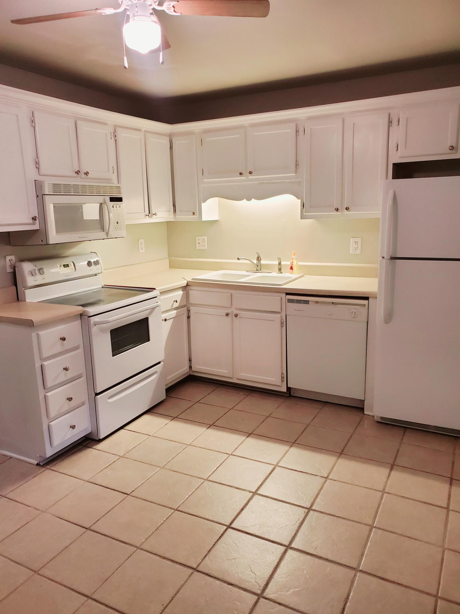 1925 Tropicana Road, Unit 7 North Charleston, SC 29406 - Photo 4 of 28 20200528_201644