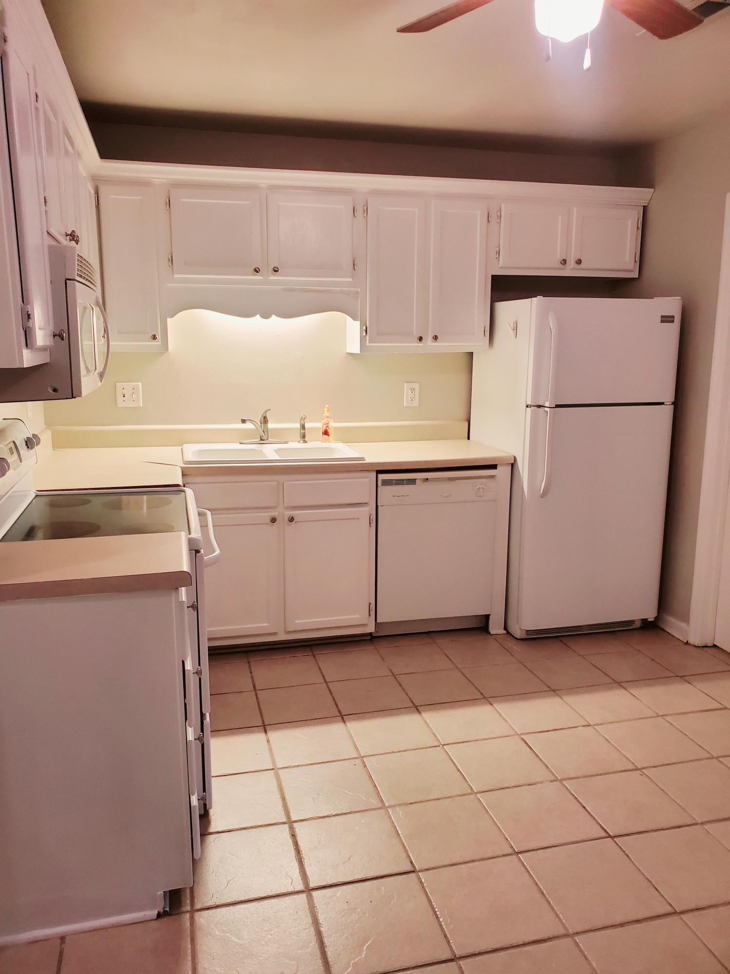 1925 Tropicana Road, Unit 7 North Charleston, SC 29406 - Photo 6 of 28 20200528_201636