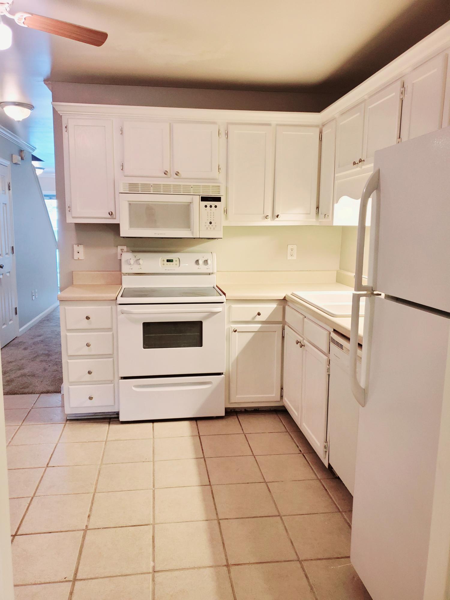 1925 Tropicana Road, Unit 7 North Charleston, SC 29406 - Photo 7 of 28 20200528_201629