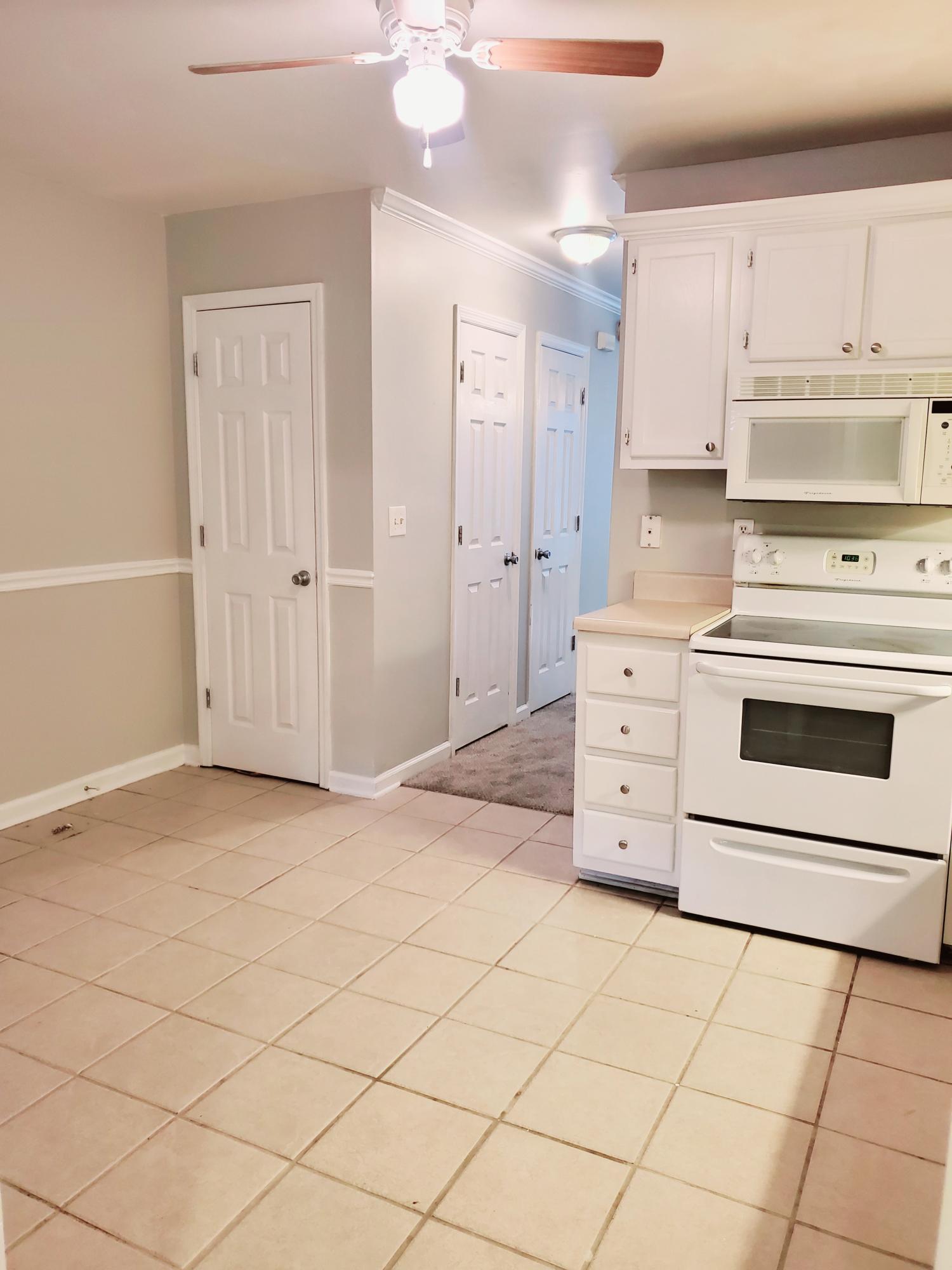 1925 Tropicana Road, Unit 7 North Charleston, SC 29406 - Photo 8 of 28 20200528_201620