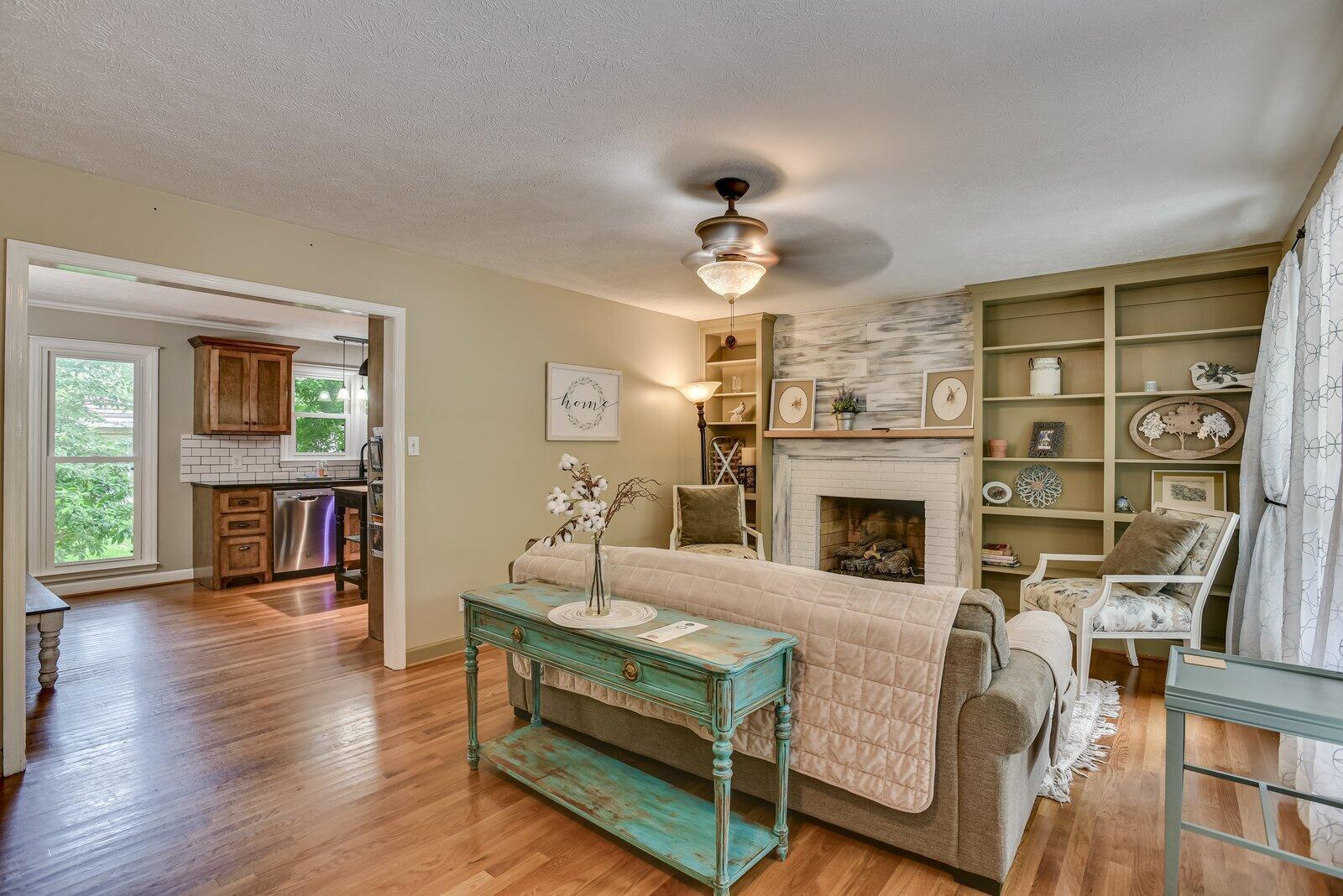 1321 Two Notch Road Southeast Aiken, SC 29803 - Photo 4 of 21 1.3