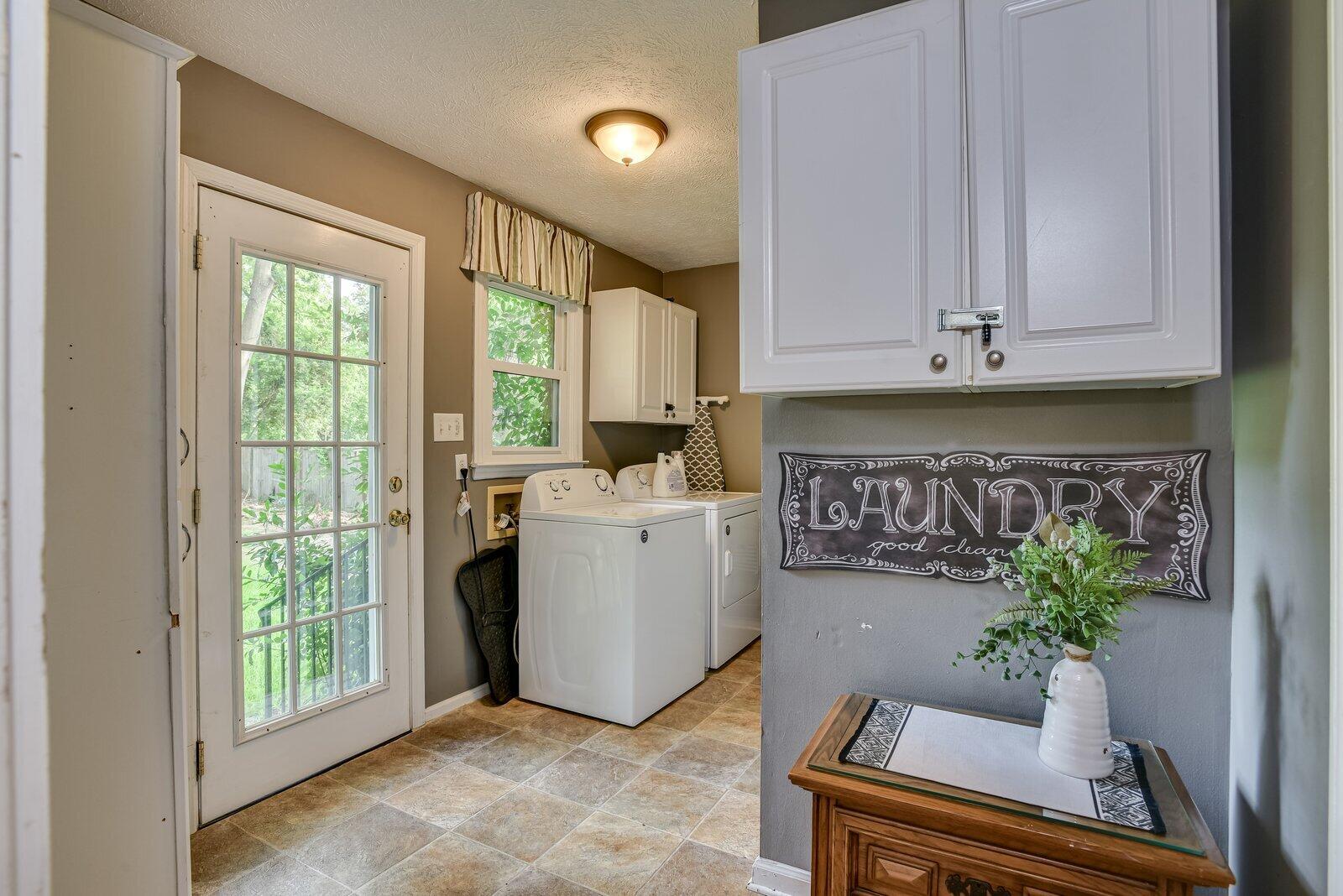 1321 Two Notch Road Southeast Aiken, SC 29803 - Photo 7 of 21 2