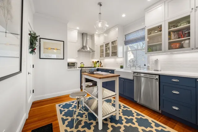 $5,200 | 40 Mead Street, Unit SF, Somerville, MA 02144